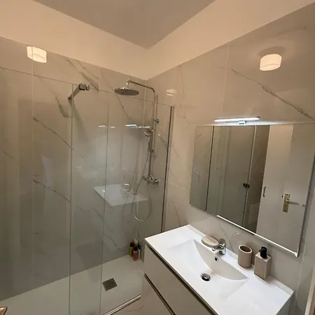 Petit Nid - Appartement *